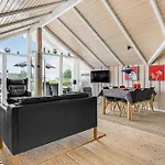 Three-bedroom In Sydals Sarup