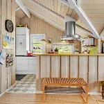 Three-bedroom In Sydals