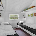 Three-bedroom In Sydals * Sarup