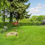 Three-bedroom In Sydals Hébergement de vacances
