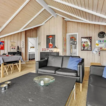 Three-bedroom In Sydals Casa vacanze Sarup