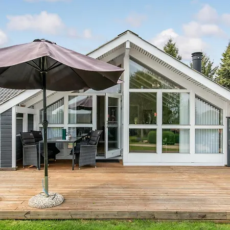 Three-bedroom In Sydals Ferienhaus