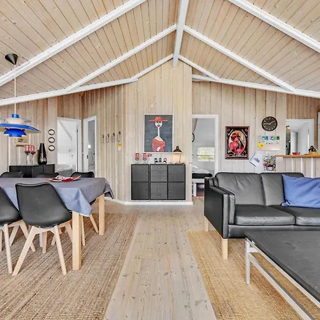 Three-bedroom In Sydals Ferienhaus *